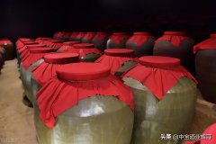 <b>怎么提高酒量而不影响身体（10种提高酒量的小技</b>